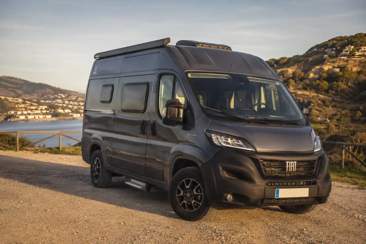 Los mejores modelos de furgoneta para camperizar 3 Fiat Ducato L2H2 camperizada es la referencia en gran volumen es una de las mejores furgonetas camperizar